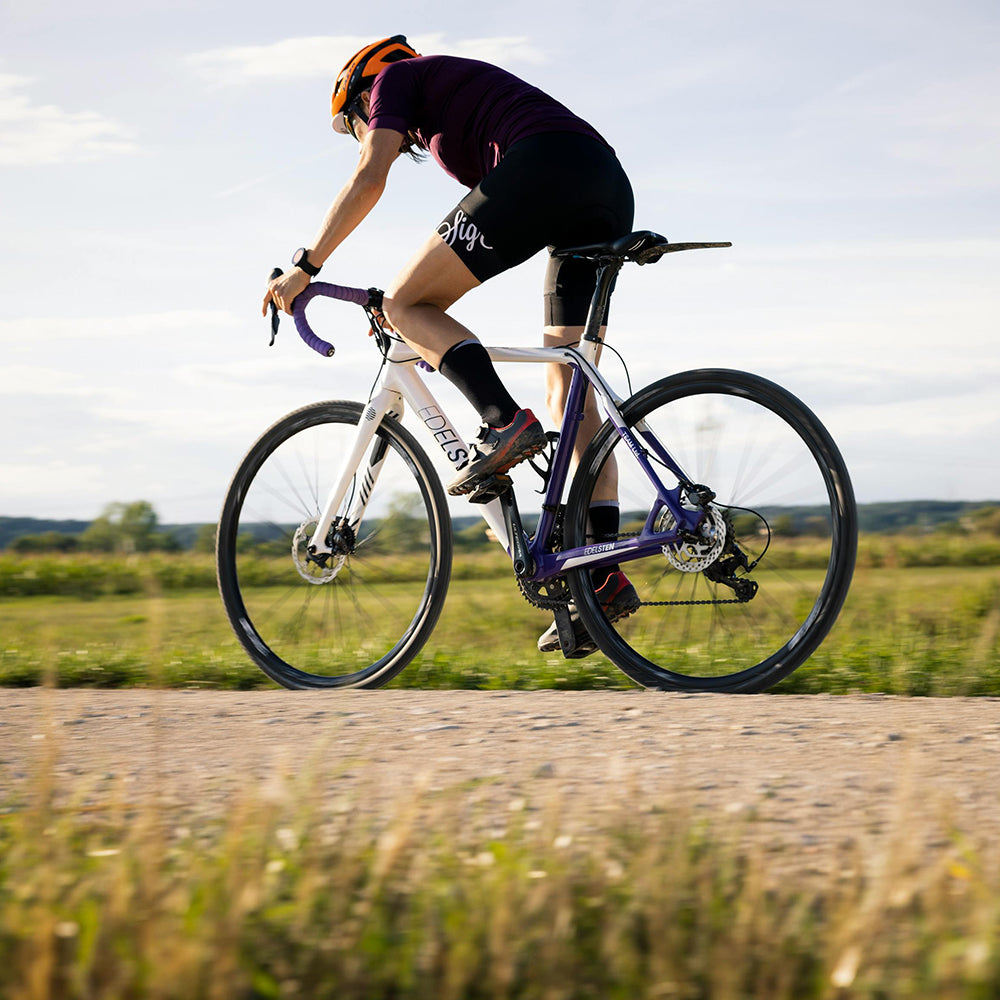 Road Bikes: The Perfect Blend of Speed, Efficiency, and Adventure